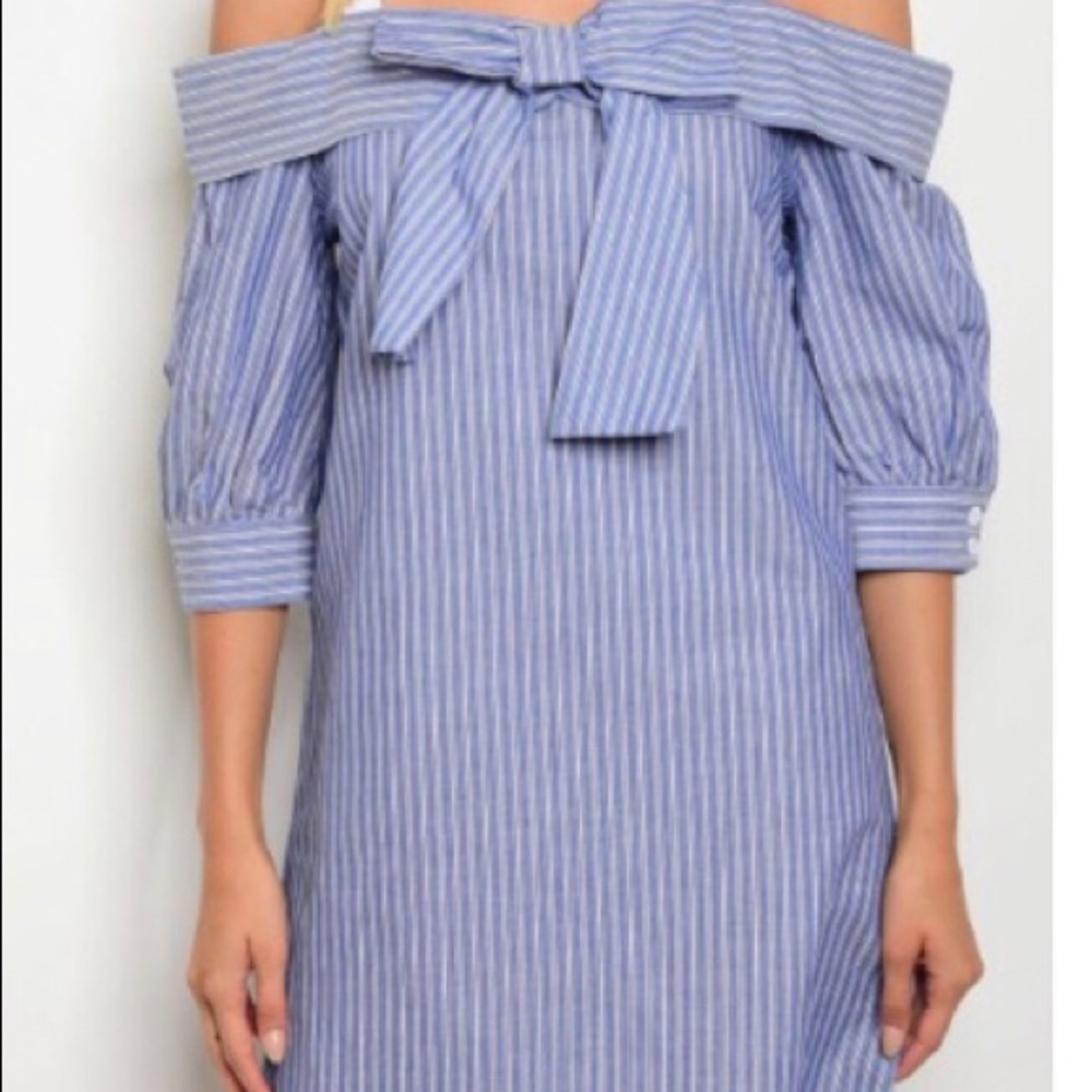 This is such a great tunic off shoulders!